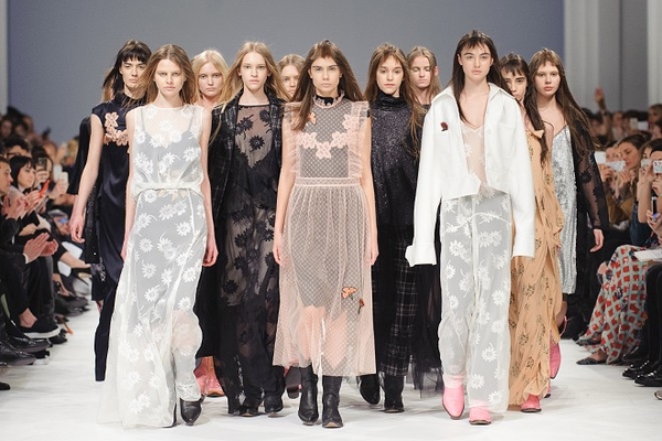 Коллекции первого дня UFW: Poustovit и Zalevskiy