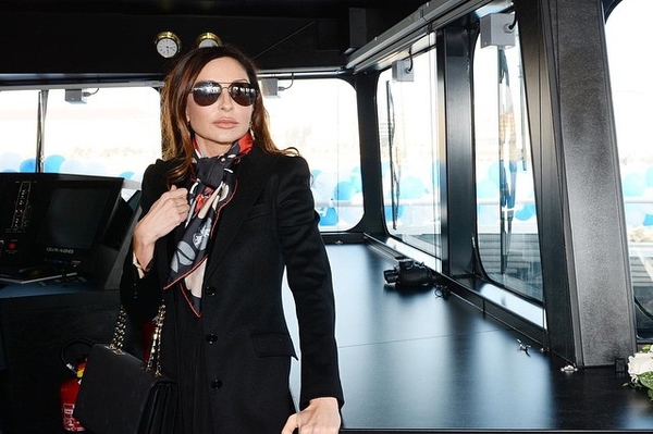 instagram.com/aboutfirstlady