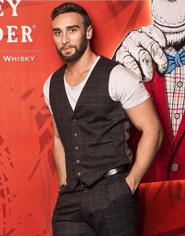 Холостяк Иракли встретил свой 31-й день рождения в Индии