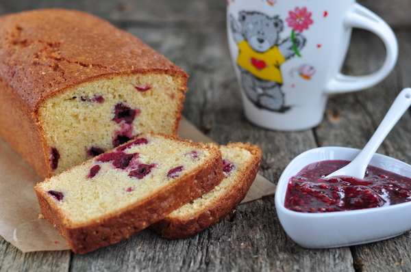 Что приготовить в пост: Три рецепта выпечки с вишней