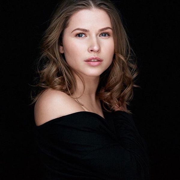 Актриса из клипа Экспонат получила роль в новом сериале