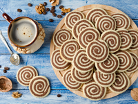 Рецепт черно-белого печенья "Улитки"