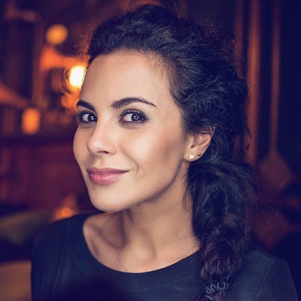 Настя Каменских продемонстрировала подтянутое тело