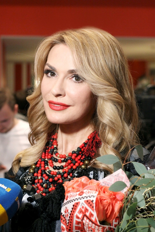 Ольга Сумская рассказала об успехах своей дочери в России