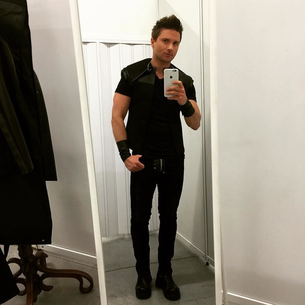 Сергей Лазарев показал детское фото