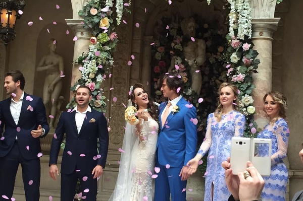 instagram.com/annakalash