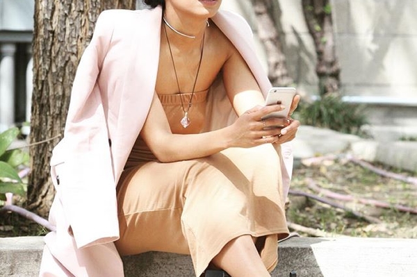 instagram.com/katgraham