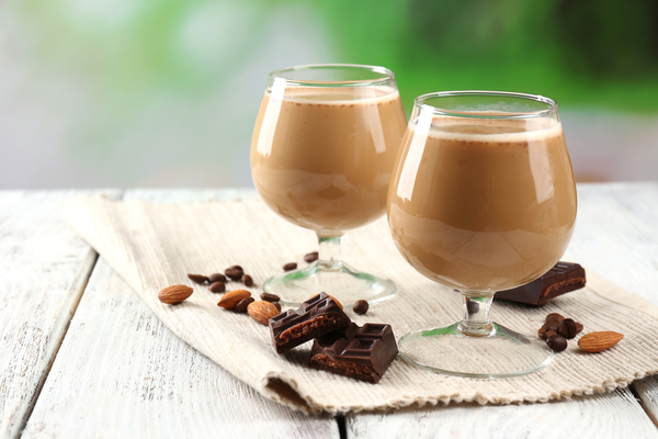 Домашний шоколадный ликер: три вкусные идеи