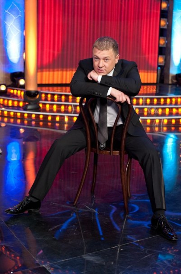 "Янукович" из Квартала 95 купил дом рядом с Порошенко и Ротару