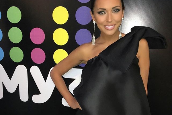 instagram.com/alsou_a