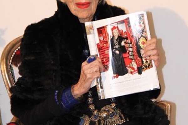 instagram.com/iris.apfel