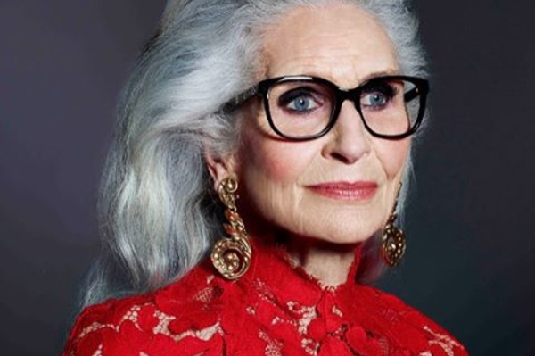 instagram.com/daphneselfe