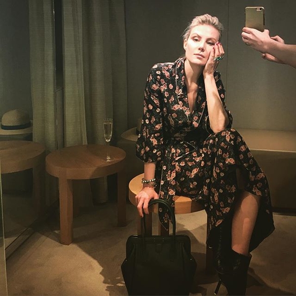 Рената Литвинова похвасталась шапкой за 8 евро