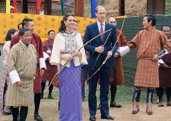 Кейт Миддлтон и принц Уильям постреляли из лука