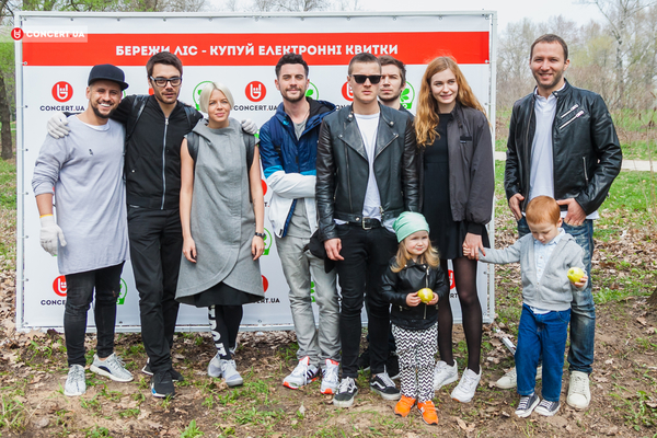 MONATIK,ONUKA и Евгений Толочный выступили против бумажных билетов