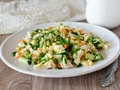 Как приготовить салат из курицы с огурцами