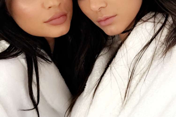 instagram.com/kyliejenner