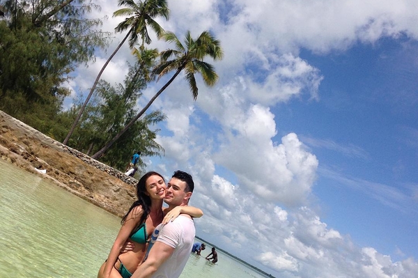 instagram.com/vikanablack