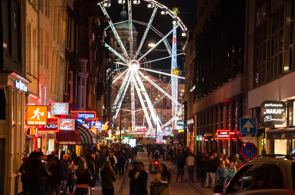 В Бразилии планируют построить парк сексуальных развлечений