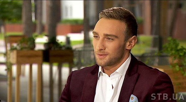 Холостяк 6 сезон: в Сеть попало детское фото Иракли с сестрой