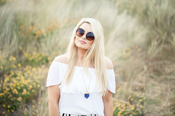 ТОП-5 вещей для девушек с большой грудью