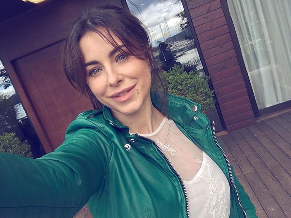 Ани Лорак оказалась в "черном" списке России