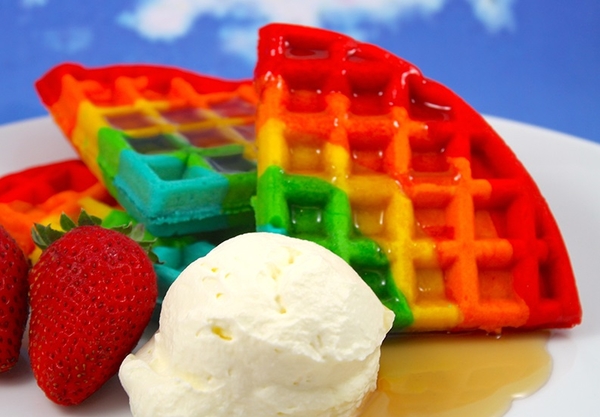 Как приготовить радужные вафли