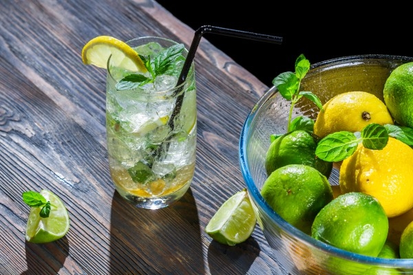 Прохладительные напитки из цитрусовых: три вкусные идеи