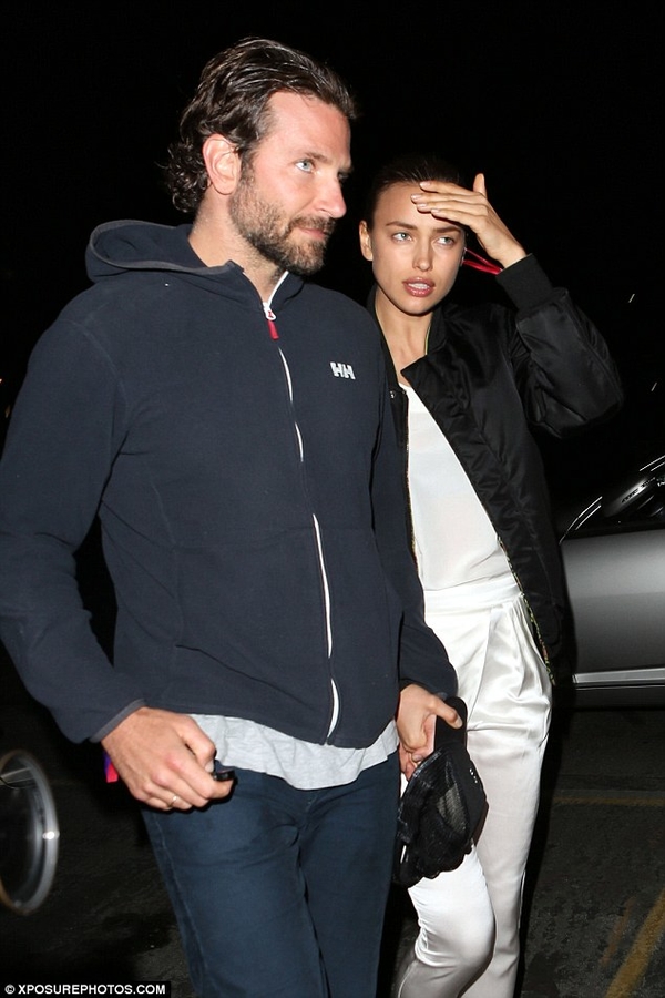 Брэдли Купер посетил концерт Бейонсе с Ириной Шейк и ее мамой