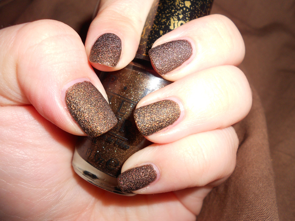 Семь модных оттенков лака для ногтей