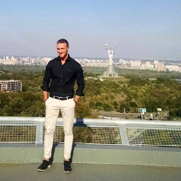 Холостяк 6 сезон: фото из личной жизни Иракли