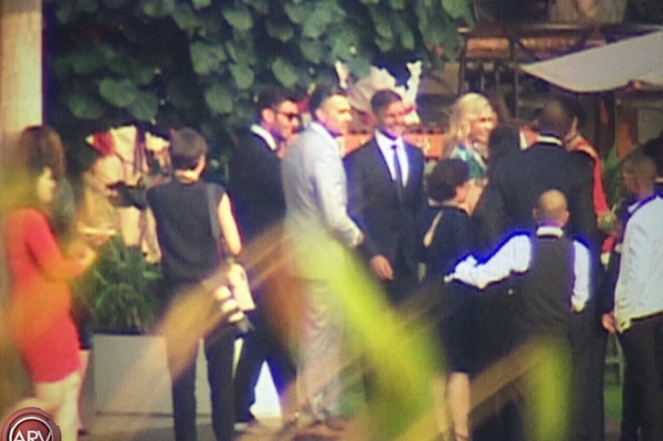 instagram.com/alrojovivo