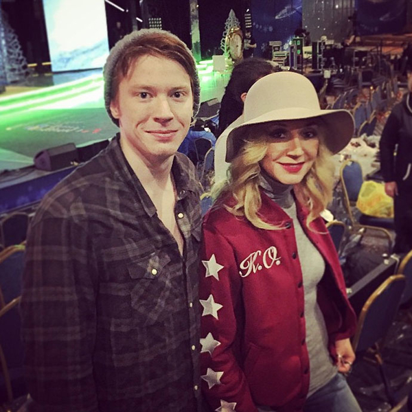 Кристина Орбакайте подарила сыну летающий скейтборд