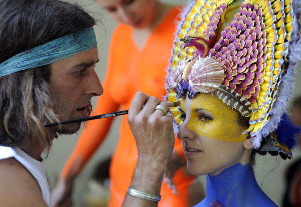 Куда поехать в июне: ТОП-5 невероятных фестивалей по всему миру