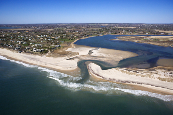 ТОП-10 самых популярных мест отдыха среди звезд