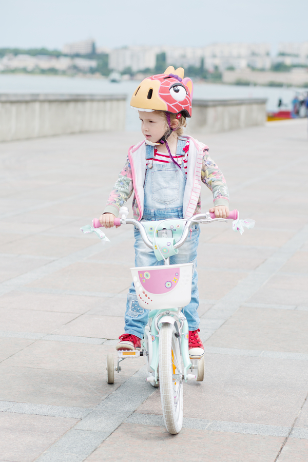 Как научить ребенка кататься на велосипеде: советы экспертов