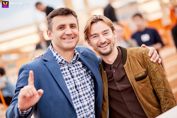 MONATIKзвучит: Бадоев, Тищенко и Бушмина сходили на концерт на крыше