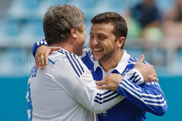 Владимир Зеленский в форме команды Динамо сыграл в футбол