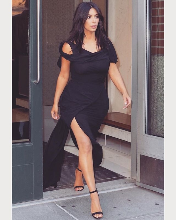 Ким Кардашян поделилась милым фото с дочкой