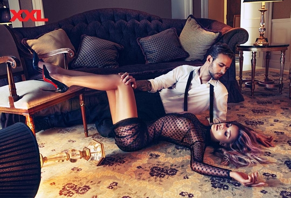 В Сети появились снимки из откровенной фотосесии Барских и Миши Романовой