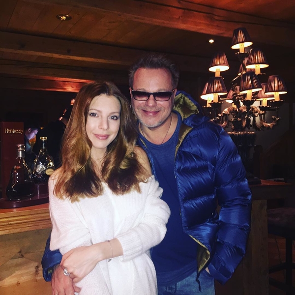 Подольская и Пресняков-младший отмечают первый день рождения сына