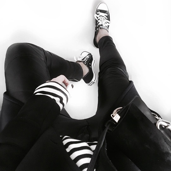 Как стать звездой Instagram: десять популярных хештегов для модниц