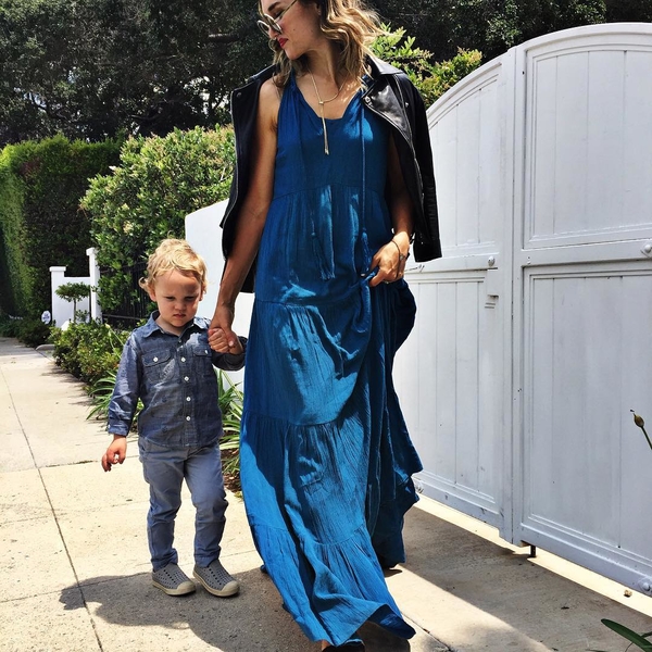 Как стать звездой Instagram: десять популярных хештегов для модниц