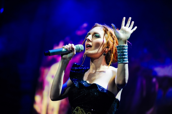 ILLARIA презентовала новый клип и спела в дуэте со звездными друзьями