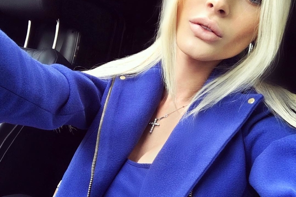 instagram.com/missalena.92