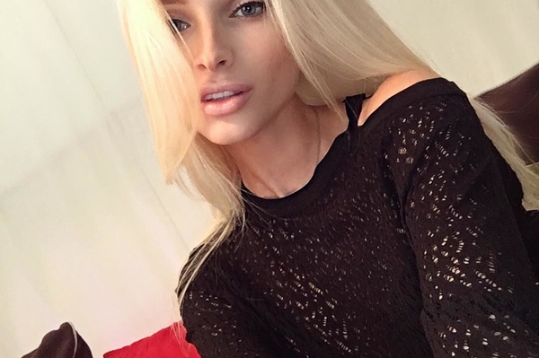 instagram.com/missalena.92