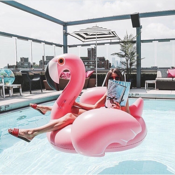 Как хорошо получиться на фото в купальнике