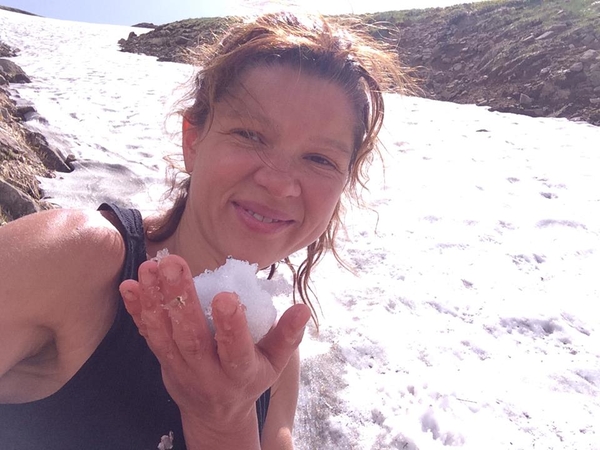 Руслана обтиралась снегом на Говерле