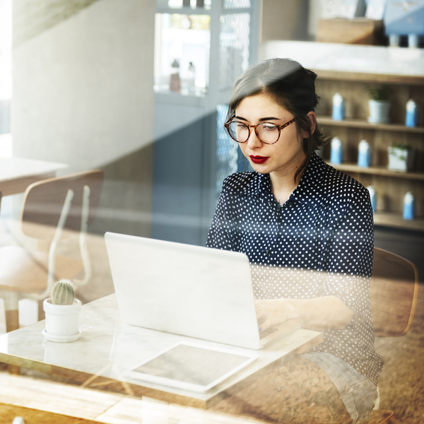 9 офисных привычек, которые плохо влияют на твое здоровье