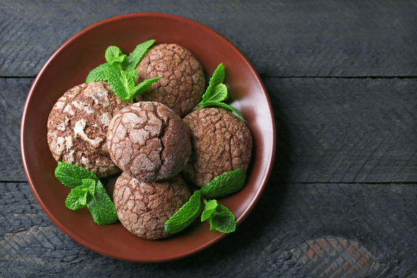 Шоколадное печенье с трещинками: ТОП-5 рецептов